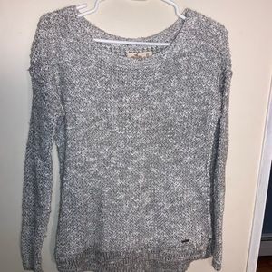 HOLLISTER grey sweater